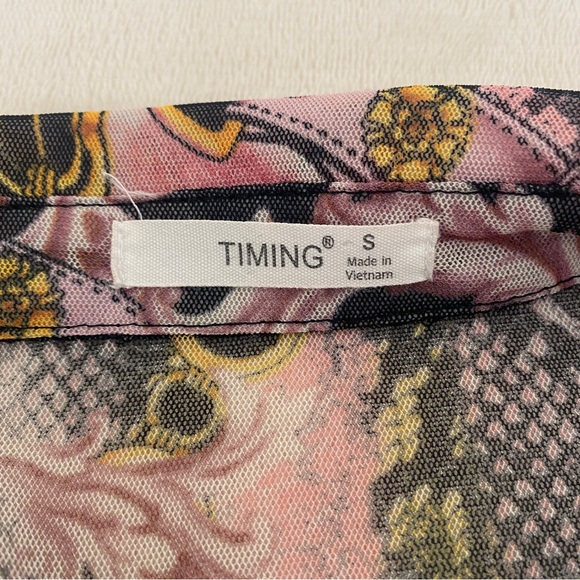 Timing Mesh Button Up Top - Picture 3 of 5